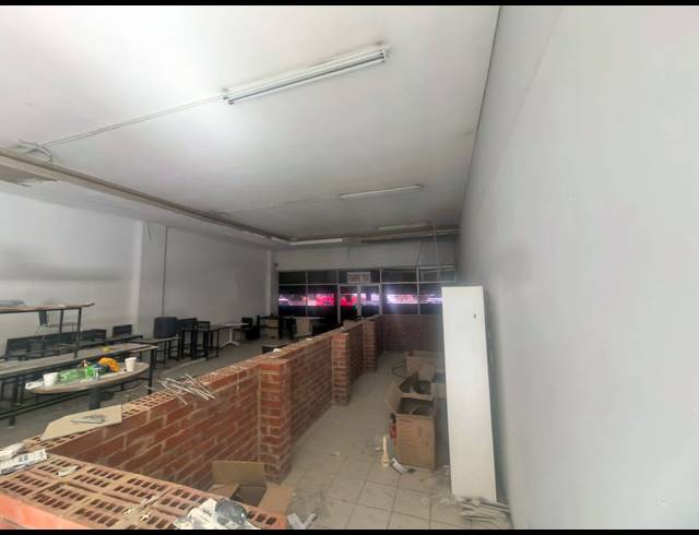 1,300M² BUILDING FOR SALE IN PRETORIA CENTRAL